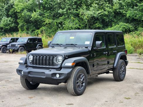 New 2025 Jeep Wrangler Sport S image 12