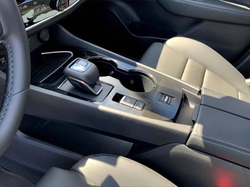 New 2025 Nissan Rogue SL w/ Tech Package image 9