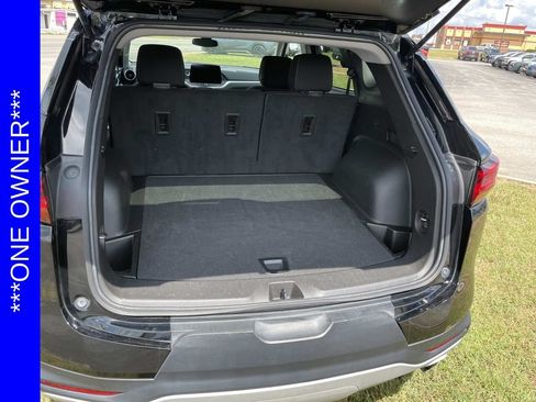 Used 2025 Chevrolet Blazer LT FWD image 7