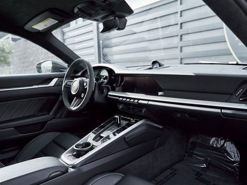 Used 2024 Porsche 911 Turbo image 35