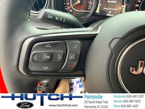 Used 2026 Jeep Wrangler Unlimited Rubicon AWD/4WD image 31