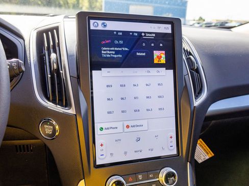 New 2024 Ford Edge SEL w/ Convenience Package image 5