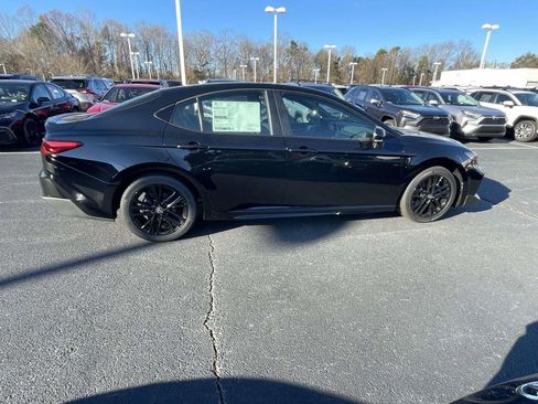New 2026 Toyota Camry SE FWD image 13