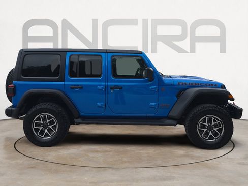 Used 2024 Jeep Wrangler Unlimited Rubicon w/ Capability Package AWD/4WD image 11