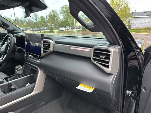 New 2026 Toyota Tundra Limited AWD/4WD image 20
