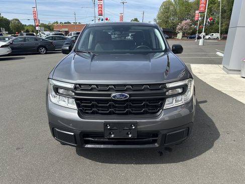 Used 2023 Ford Maverick XL FWD image 3