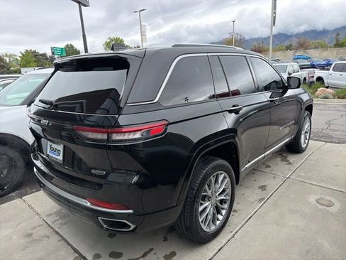 Used 2022 Jeep Grand Cherokee Summit w/ Adv Protech Group IV AWD/4WD image 4