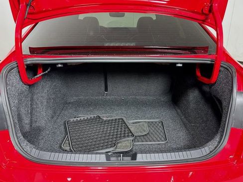 Used 2019 Volkswagen Jetta GLI Autobahn image 27