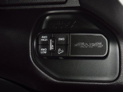 Used 2024 RAM 2500 Laramie w/ Night Edition image 33