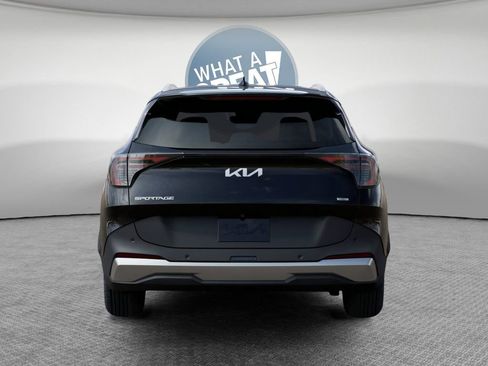 New 2026 Kia Sportage EX image 13