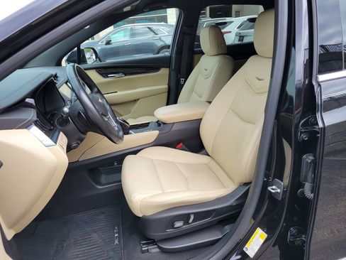Used 2019 Cadillac XT5 AWD image 33