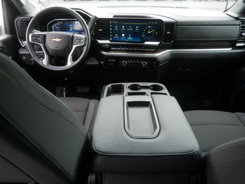 Certified 2025 Chevrolet Silverado 2500 LT w/ Convenience Package image 23