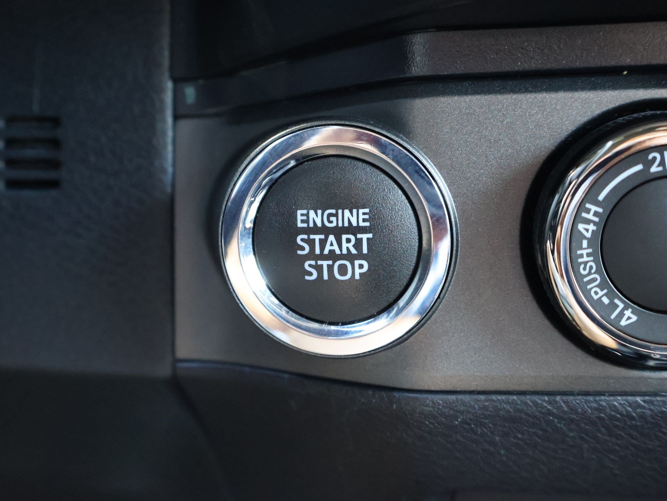 Used 2022 Toyota Tacoma TRD Off-Road w/ Technology Package AWD/4WD image 22