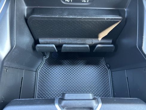 Used 2021 RAM 1500 Big Horn image 22