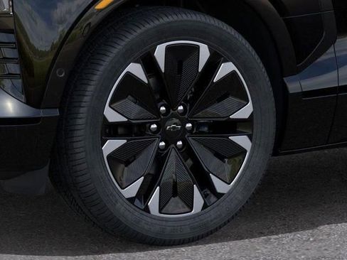 New 2025 Chevrolet Blazer EV RS RWD image 15