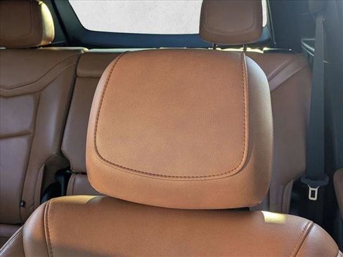 Used 2020 Cadillac XT5 Premium Luxury image 13