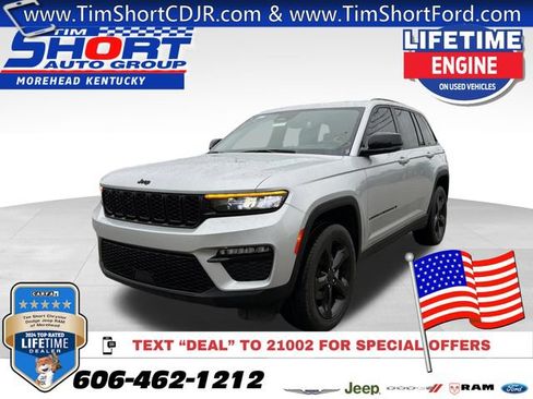 Used 2024 Jeep Grand Cherokee Limited w/ Black Appearance Package AWD/4WD image 1