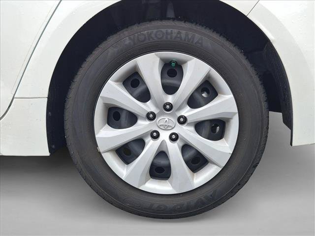 Used 2023 Toyota Corolla LE FWD image 14