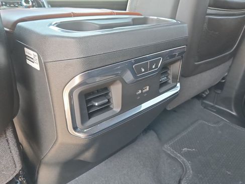 Used 2025 GMC Sierra 2500 Denali Ultimate AWD/4WD image 18