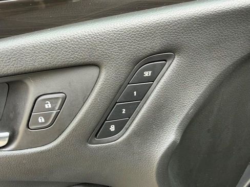 Used 2020 Buick Envision Essence image 19