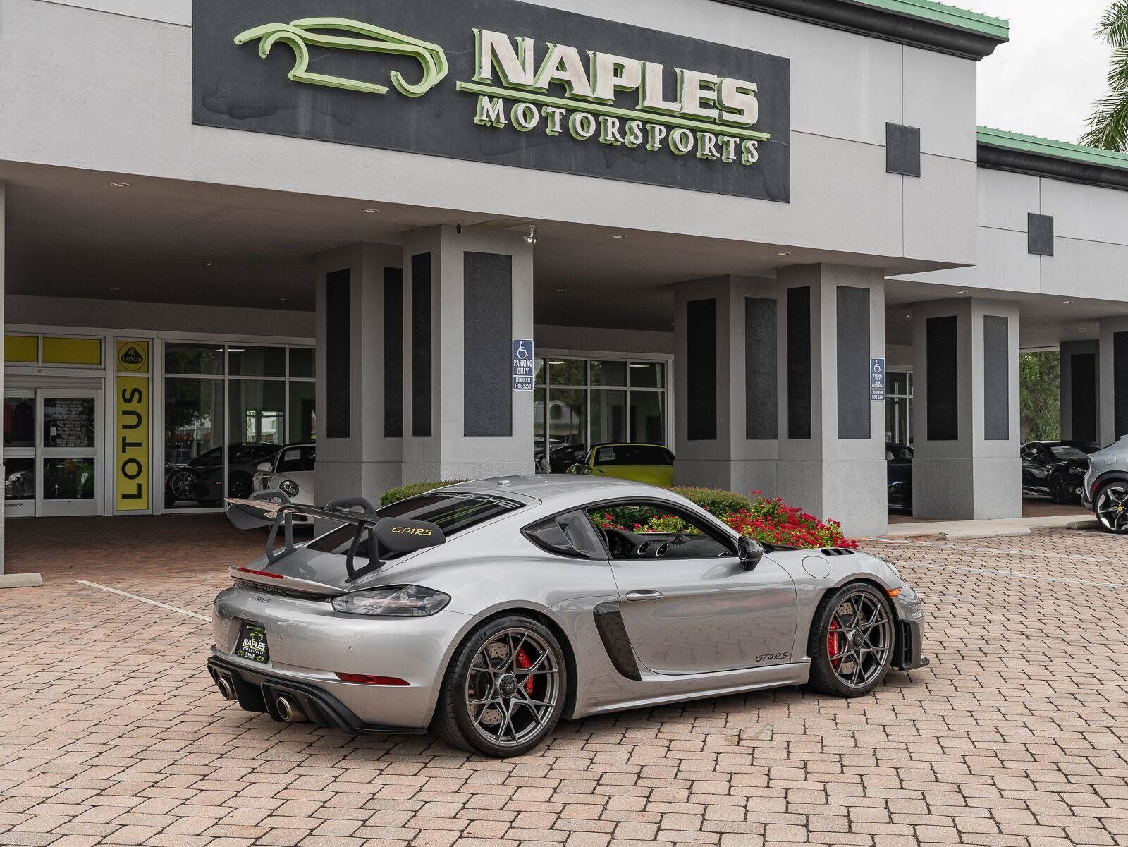 Used 2024 Porsche 718 Cayman GT4 RS RWD image 32