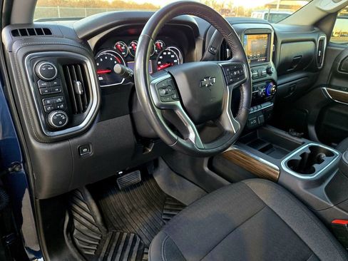 Used 2021 Chevrolet Silverado 1500 LT Trail Boss AWD/4WD image 11