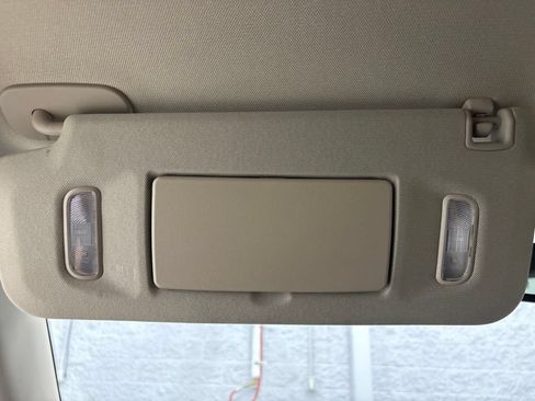 Used 2017 Chevrolet Tahoe Premier AWD/4WD image 27