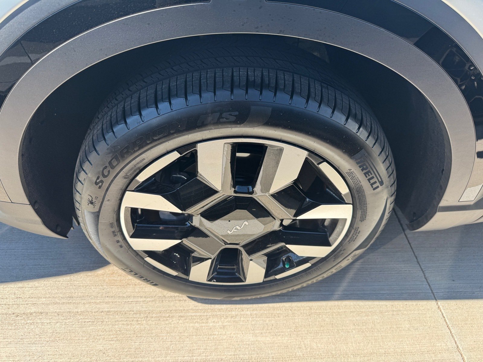 Certified 2027 Kia Telluride S w/ Towing Package AWD/4WD image 8