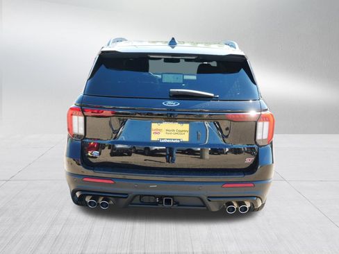 Used 2025 Ford Explorer ST w/ Sun And Sound Package AWD/4WD image 6