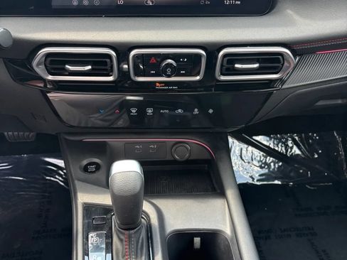 Used 2026 Nissan Sentra SR w/ Floor Mat Package FWD image 11