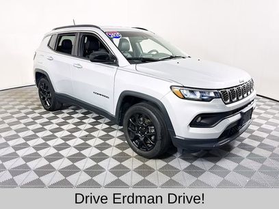 Used 2025 Jeep Compass Latitude