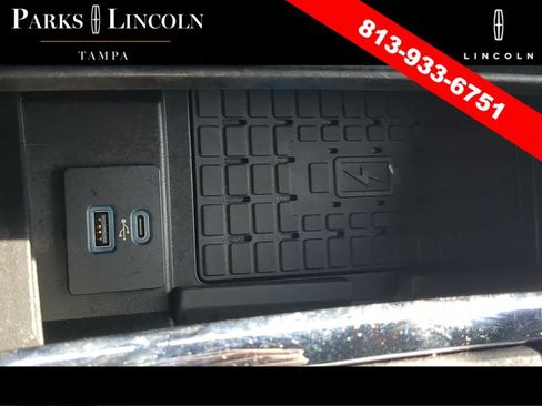 Used 2023 Ford Expedition Limited RWD image 25