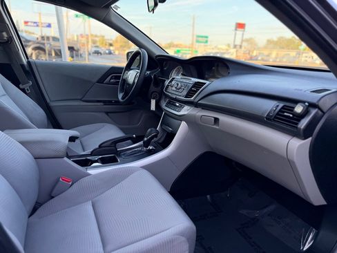 Used 2015 Honda Accord LX image 14