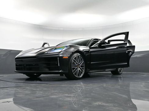 New 2026 Porsche Panamera E-Hybrid image 38