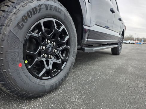 New 2026 Ford F150 XLT w/ XLT Black Appearance Package image 22