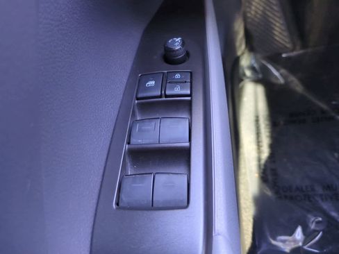 Certified 2021 Toyota Camry LE image 21