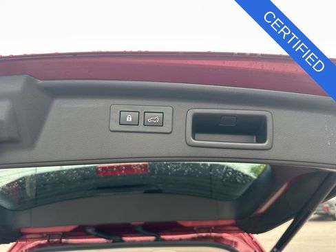 Certified 2023 Subaru Forester Premium AWD/4WD image 33