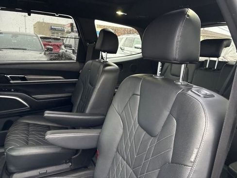 Used 2023 Kia Telluride SX X-Line image 3