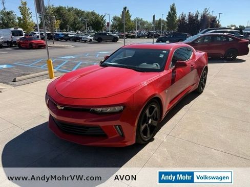 Used 2017 Chevrolet Camaro LT RWD image 3