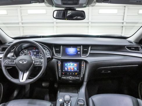 Used 2020 INFINITI QX50 Luxe FWD image 16