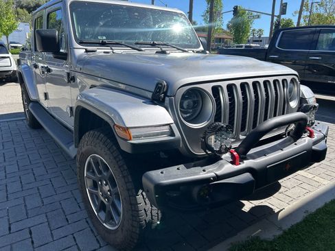 Used 2021 Jeep Gladiator Overland w/ Popular Equipment Package image 7