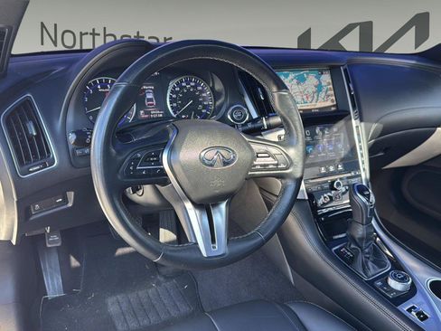Used 2019 INFINITI Q60 3.0t Luxe w/ Essential Package AWD/4WD image 16