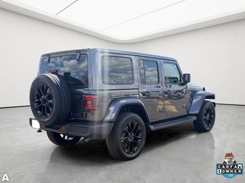Certified 2025 Jeep Wrangler Unlimited Sahara AWD/4WD image 6