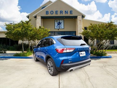 Used 2021 Ford Escape SEL w/ Technology Package image 3