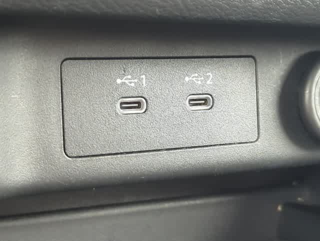 Used 2025 Nissan Rogue SV FWD image 30