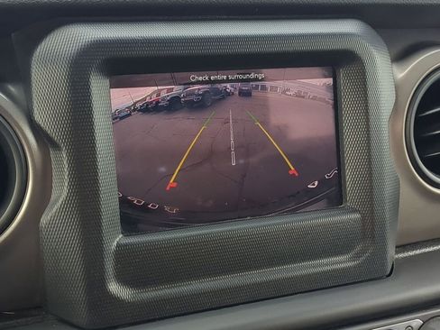 Used 2021 Jeep Wrangler Willys image 20