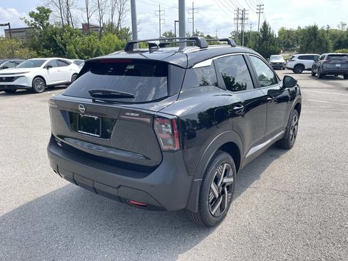 New 2026 Nissan Kicks SV w/ Cold Weather Package FWD image 3