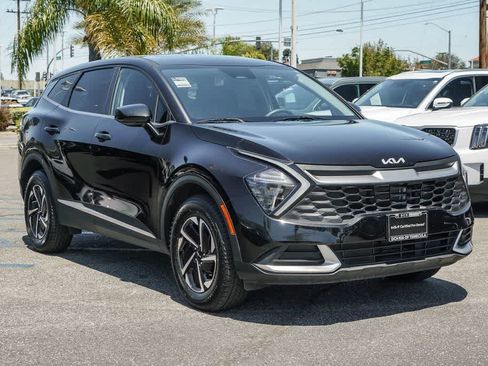 Certified 2023 Kia Sportage LX AWD/4WD image 3