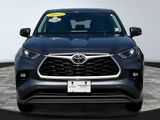Used 2023 Toyota Highlander LE image 3