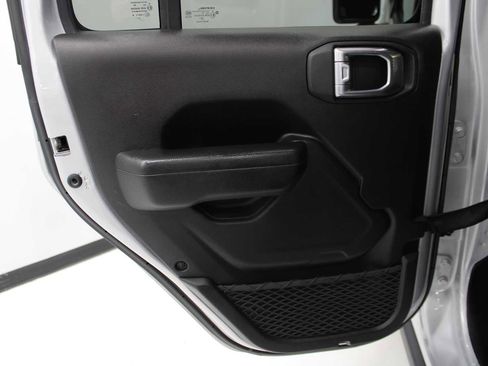 Used 2023 Jeep Wrangler Unlimited w/ Sun & Screen Package AWD/4WD image 34